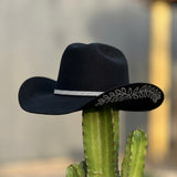 Chapéu Country Preto com Strass – Estilo Boideira e Rodeio