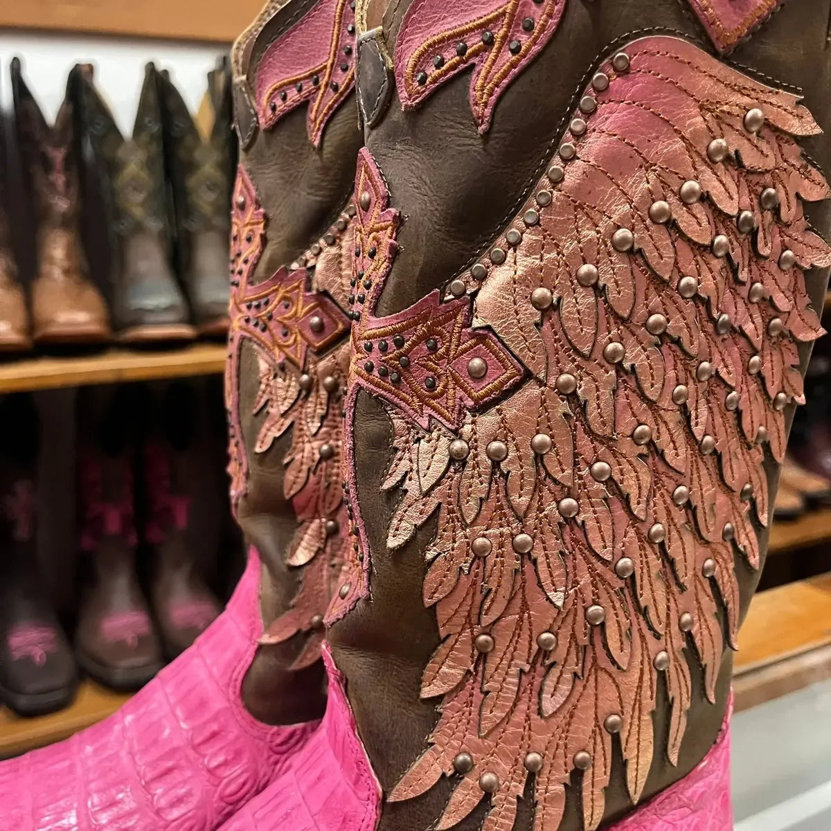 Bota Texana Country Feminina Jacaré Rosa Cruz Brilho