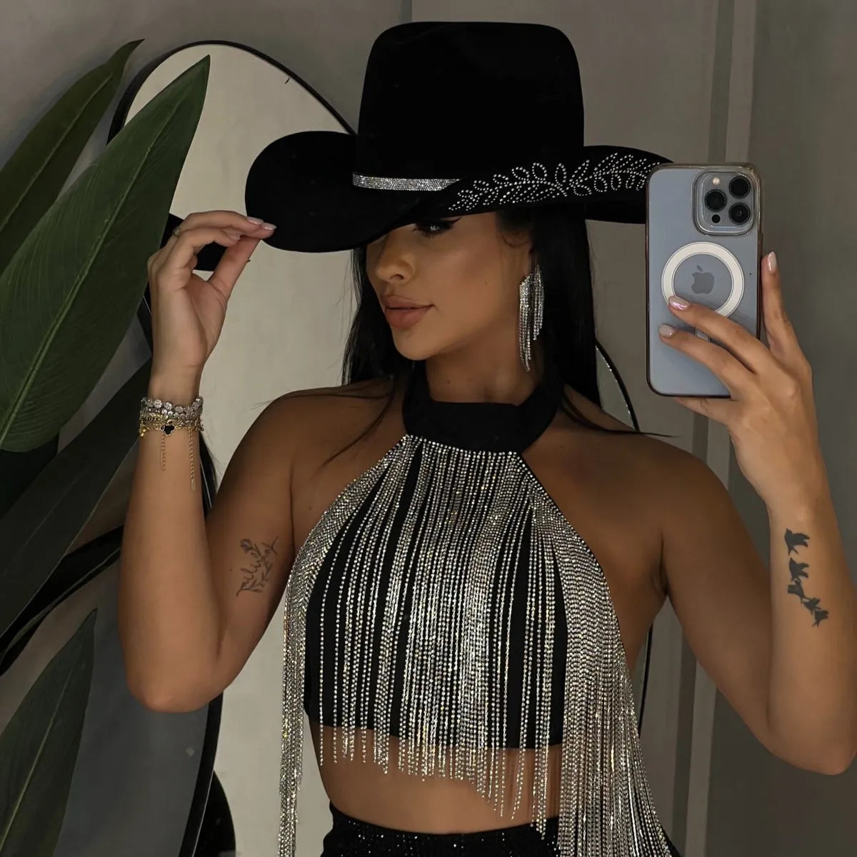Chapéu Country Preto com Strass – Estilo Boideira e Rodeio